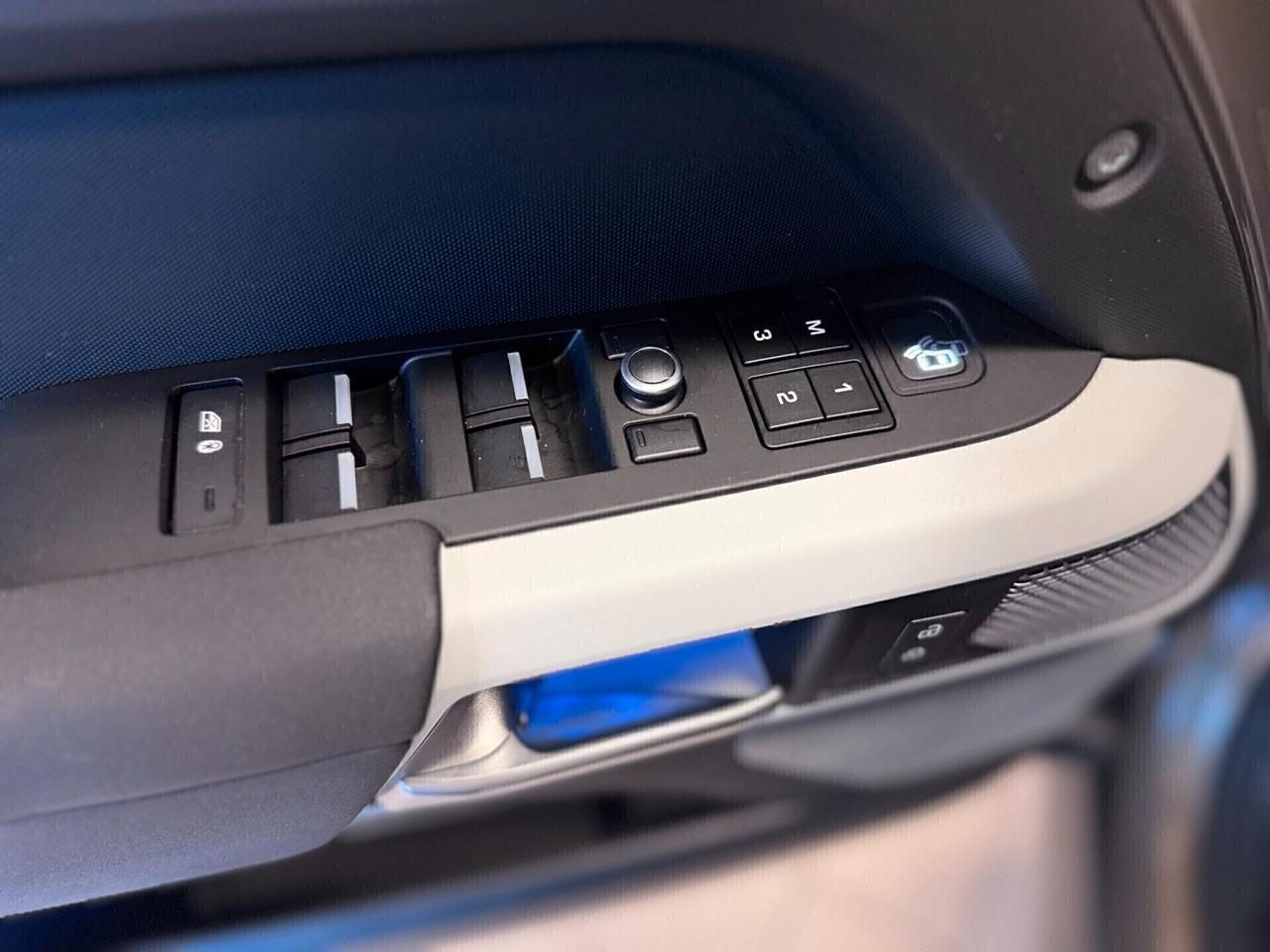 Land Rover Defender 110 2.0 SD4 240CV AWD Auto SE