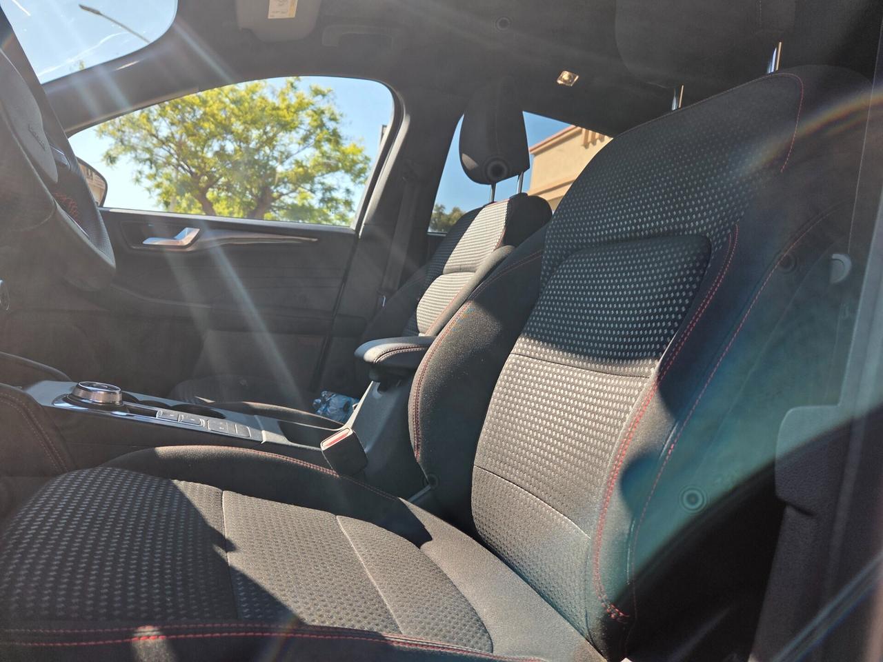 Ford Kuga 2.5 Full Hybrid 190 CV CVT 2WD ST-Line