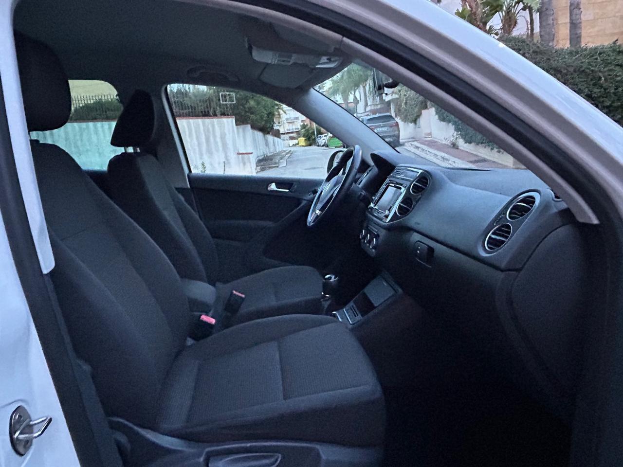 Volkswagen Tiguan 2.0 TDI unico proprietario .