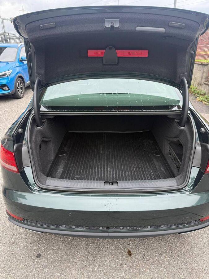 Audi A4 40 2.0 tdi 190cv s-tronic