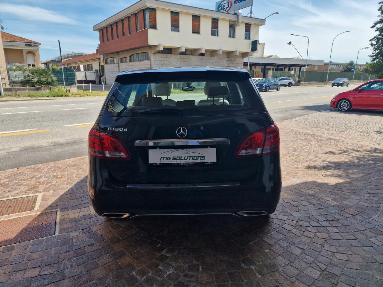 Mercedes-benz B 180 B 180 d Automatic Business