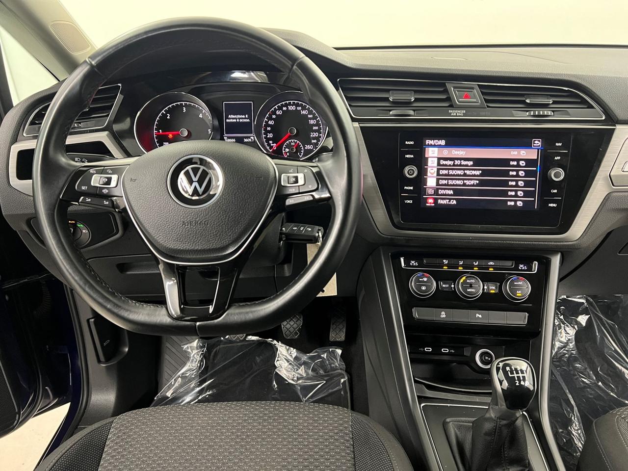 VOLKSWAGEN Touran III 2015 Touran 2.0 tdi Business 122cv