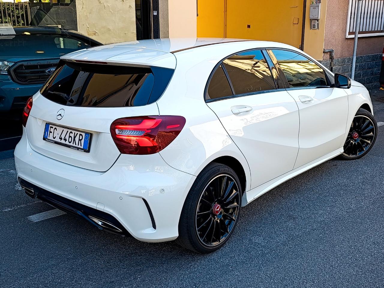 Mercedes-benz A 180 Premium AMG Pack Night