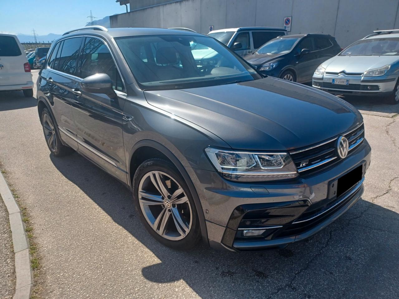 Volkswagen Tiguan 2.0 4MOTION R-Line BMT