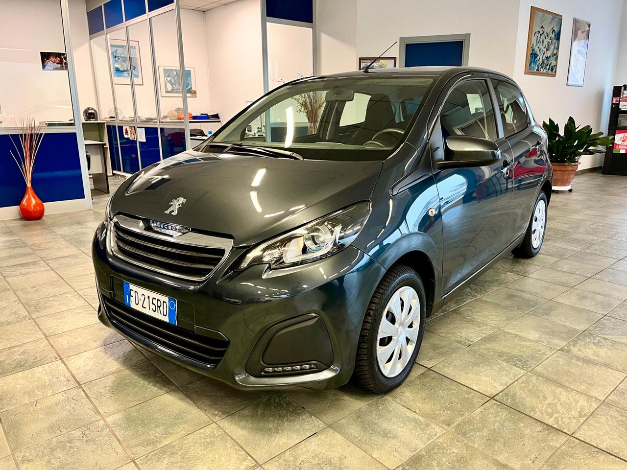 Peugeot 108 VTi 5 porte Active-NEOPATENTATI-