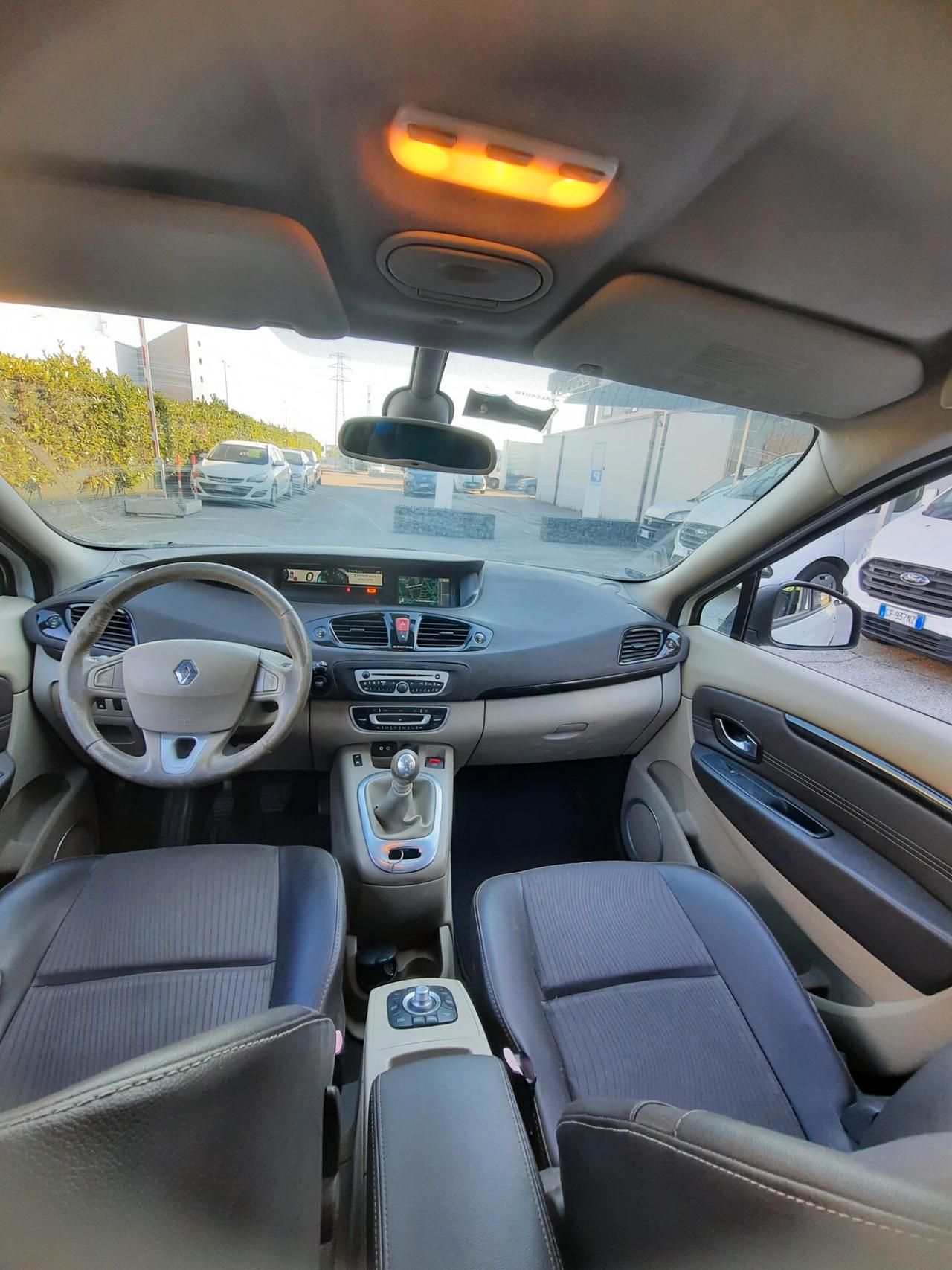 Renault Scenic Scénic X-Mod 1.5 dCi 110CV Luxe
