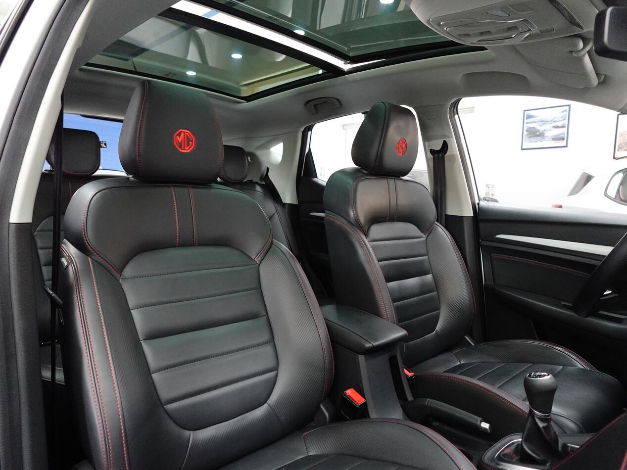 Mg ZS 1.0 T-GDI 110 CV LUXURY