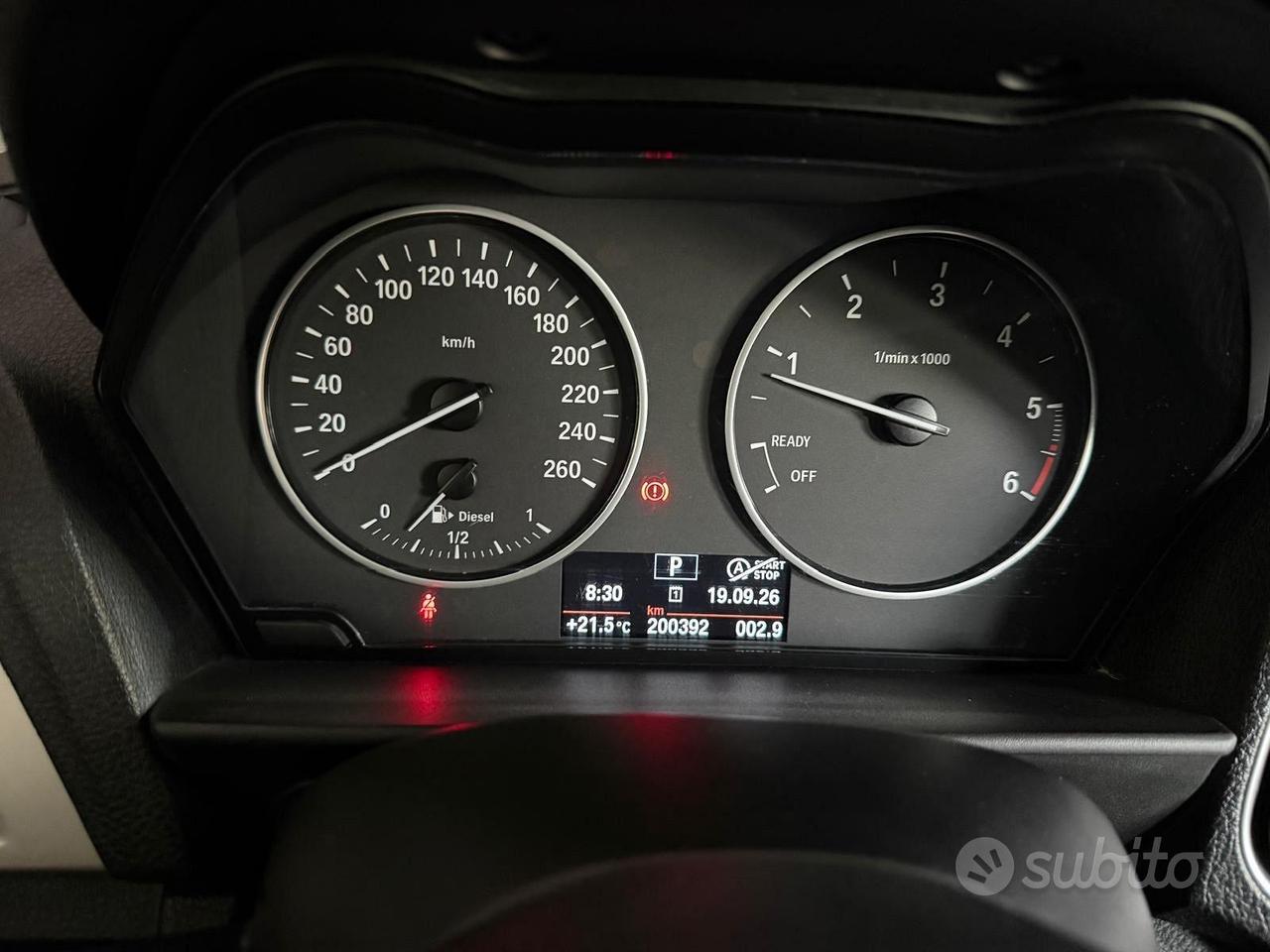 Bmw 118 118d 5p. Unique