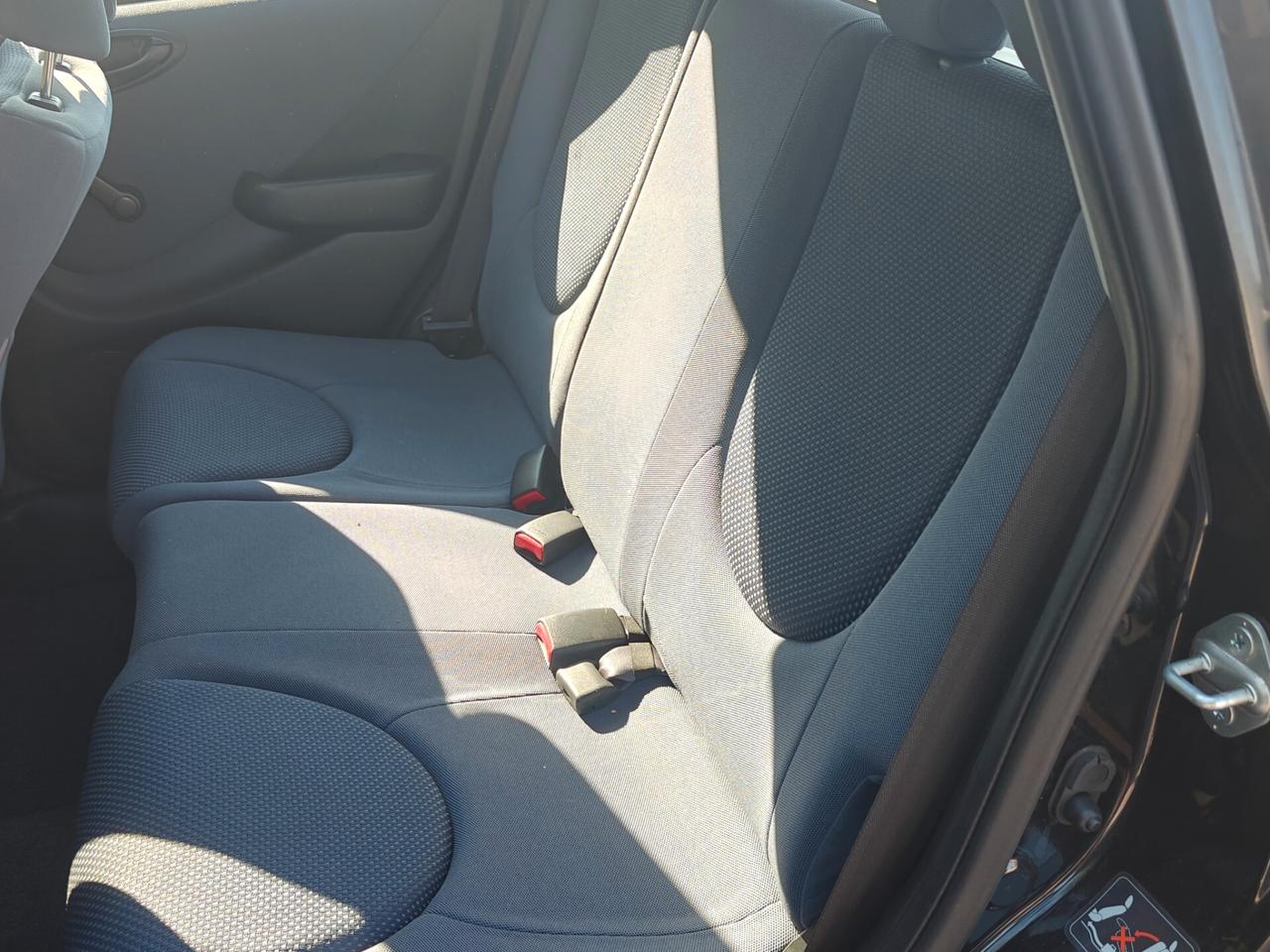 Honda Jazz 1.2 benzina 2004 – consumi bassi, neopatentati, economica, revisionata