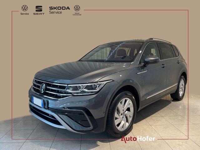 VOLKSWAGEN Tiguan Allspace 2.0 TDI DSG 4MOTION Elegance GANCIO 7P Matrix Navi