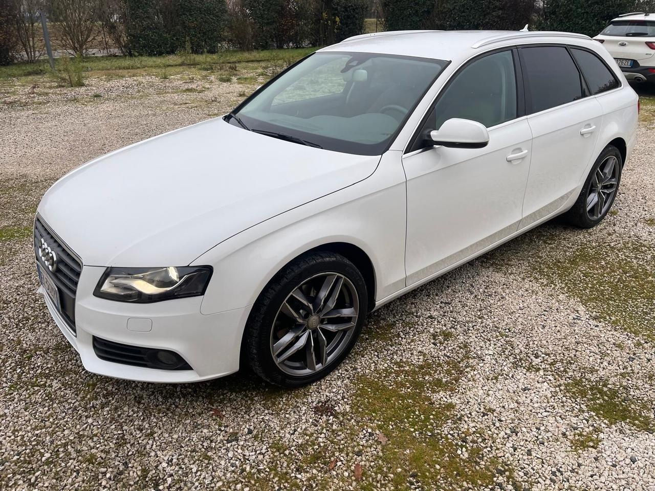 Audi A4 2.0 TDI 143CV F.AP. mult.