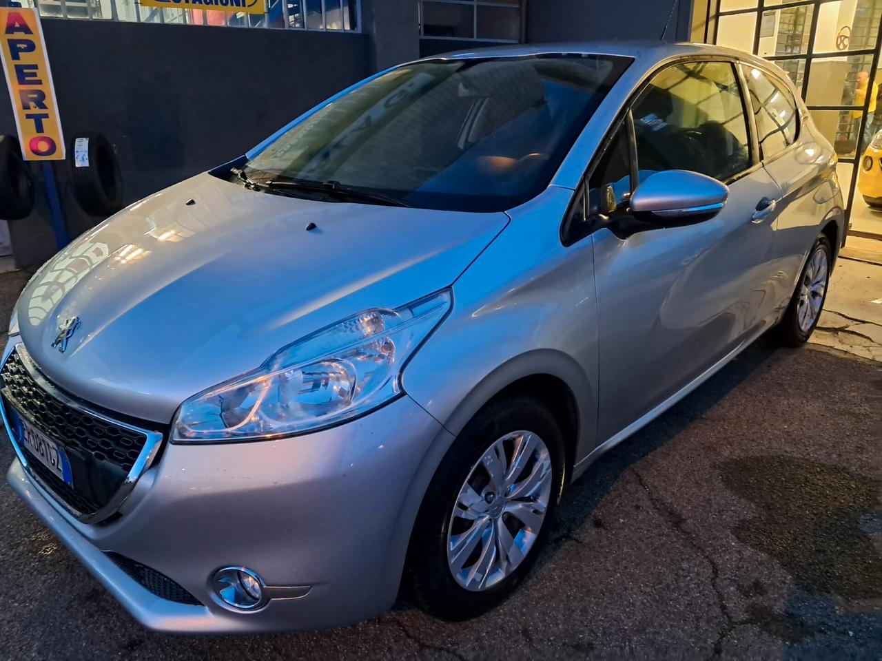 Peugeot 208 1.0 VTi 68 CV 3 porte Active