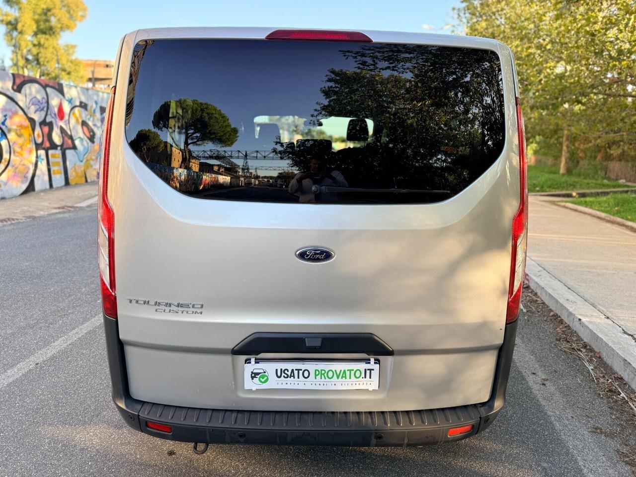 Ford Tourneo Custom 2.0 130cv 8 Posti UNIPRO