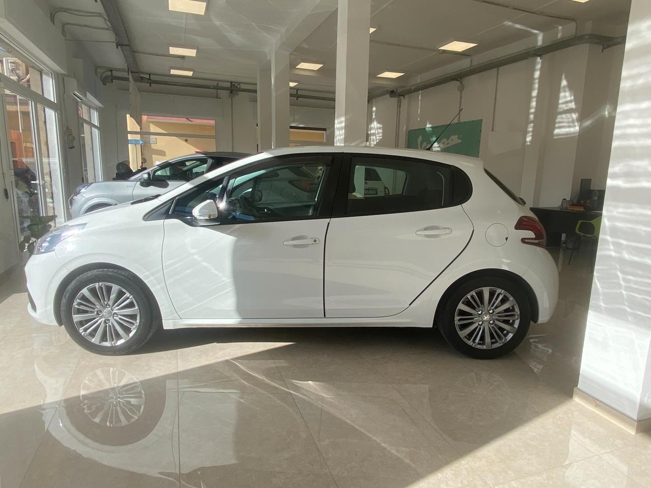Peugeot 208 PureTech 82 5 porte Active