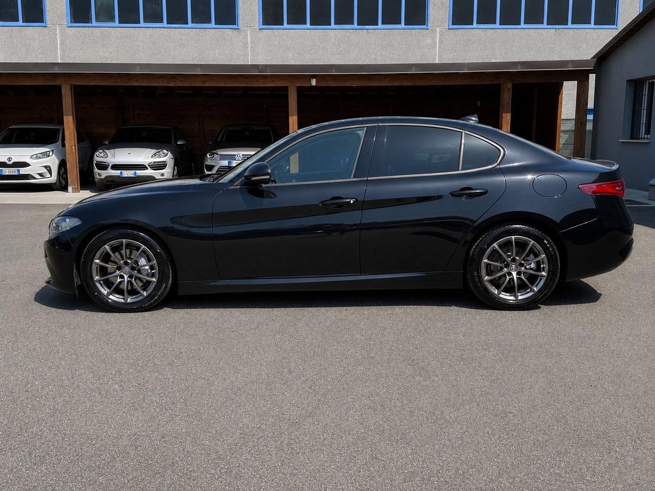Alfa Giulia 2.2 Turbodiesel 150 CV distribuzione e frizione eseguita