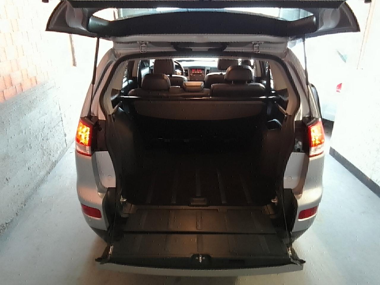 Citroen C-Crosser 2.2 TDCI