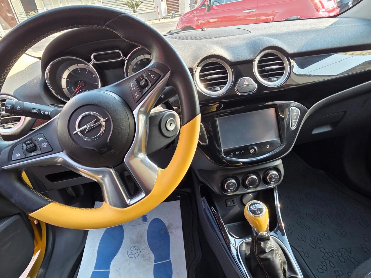 Opel Adam 1.4 87 CV GPL Tech VR/46 Limited Edition