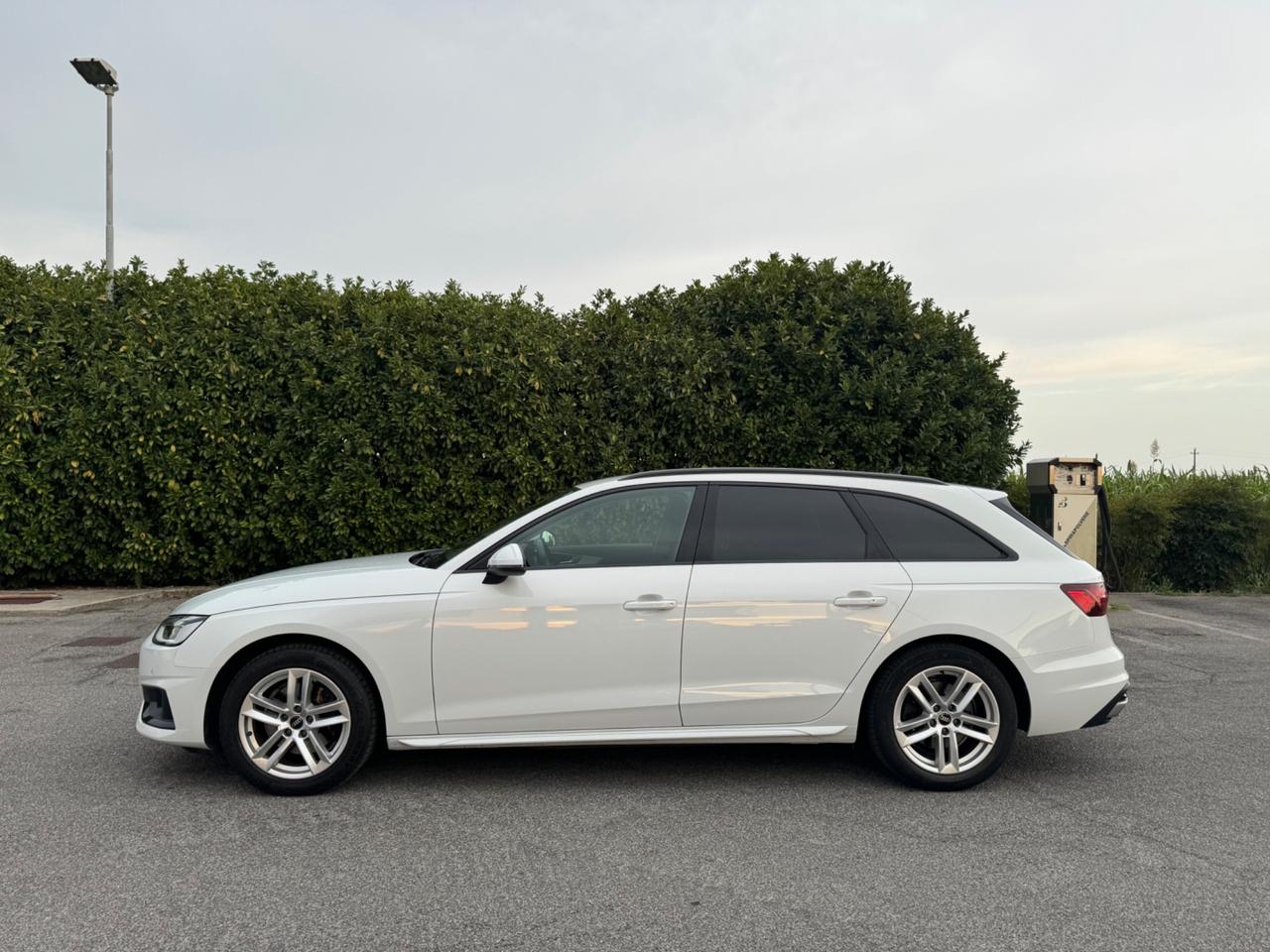 Audi A4 Avant 35 TDI/163 CV S tronic line edition