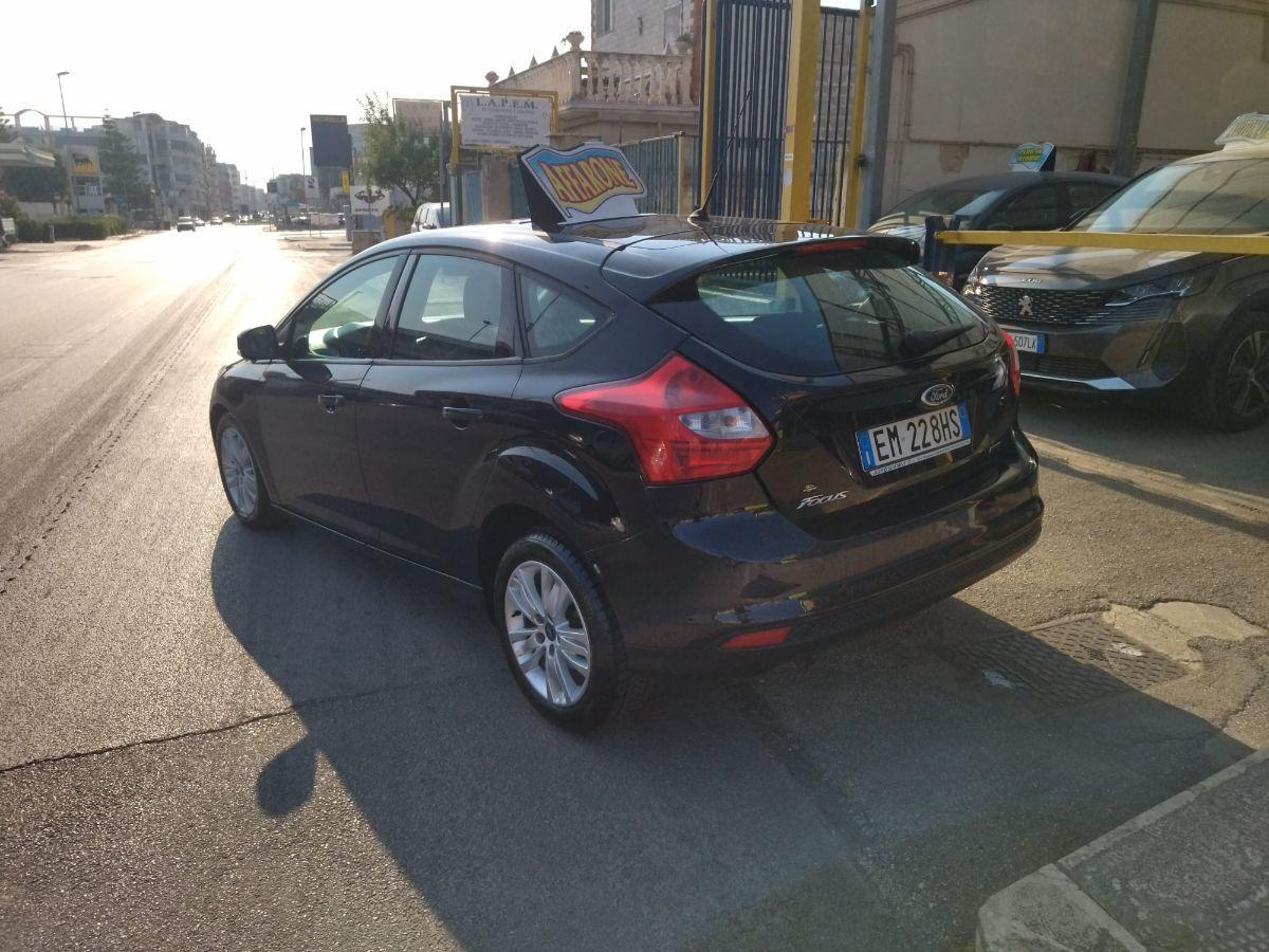 FORD Focus 1.6 TDCi 95CV 5p. Titanium