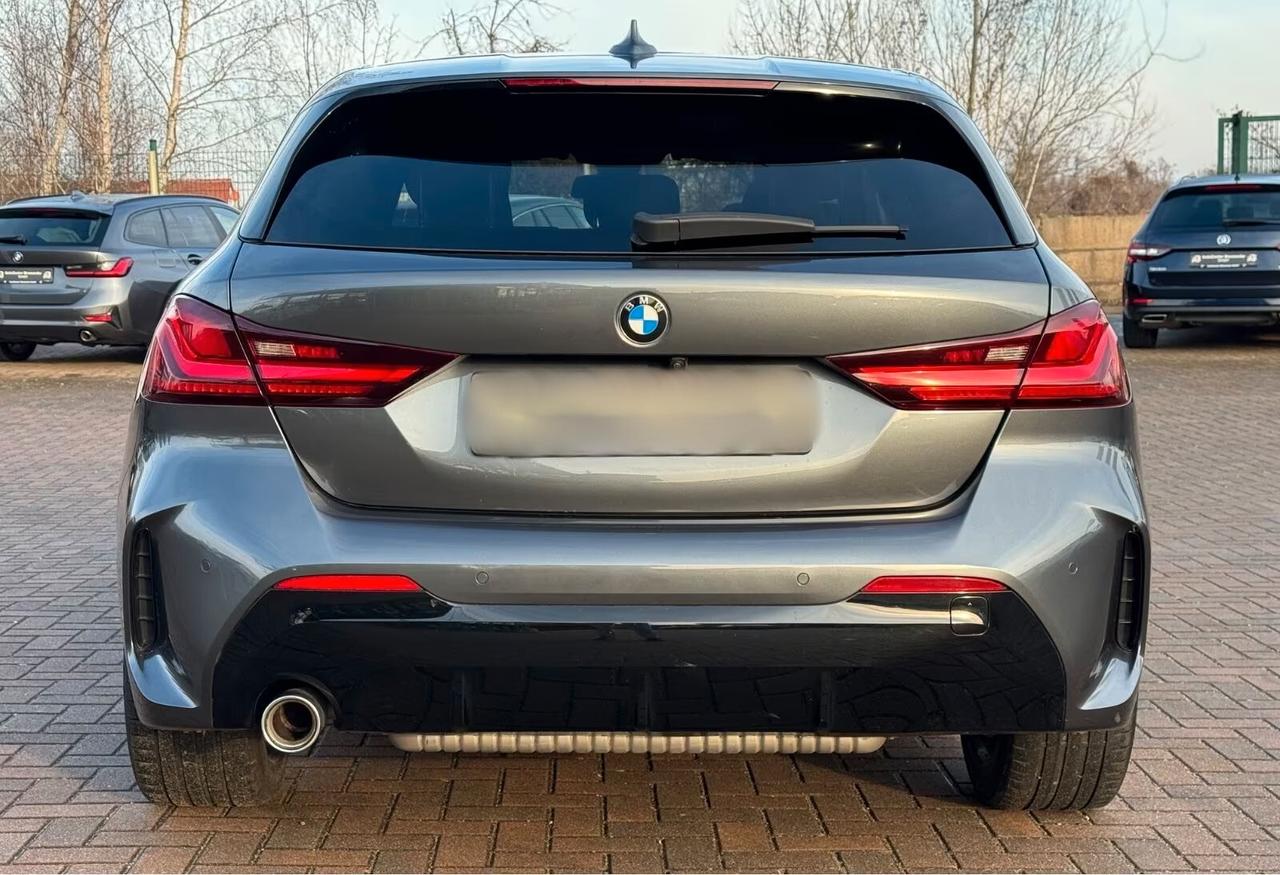 Bmw 118 118i 5p. Msport