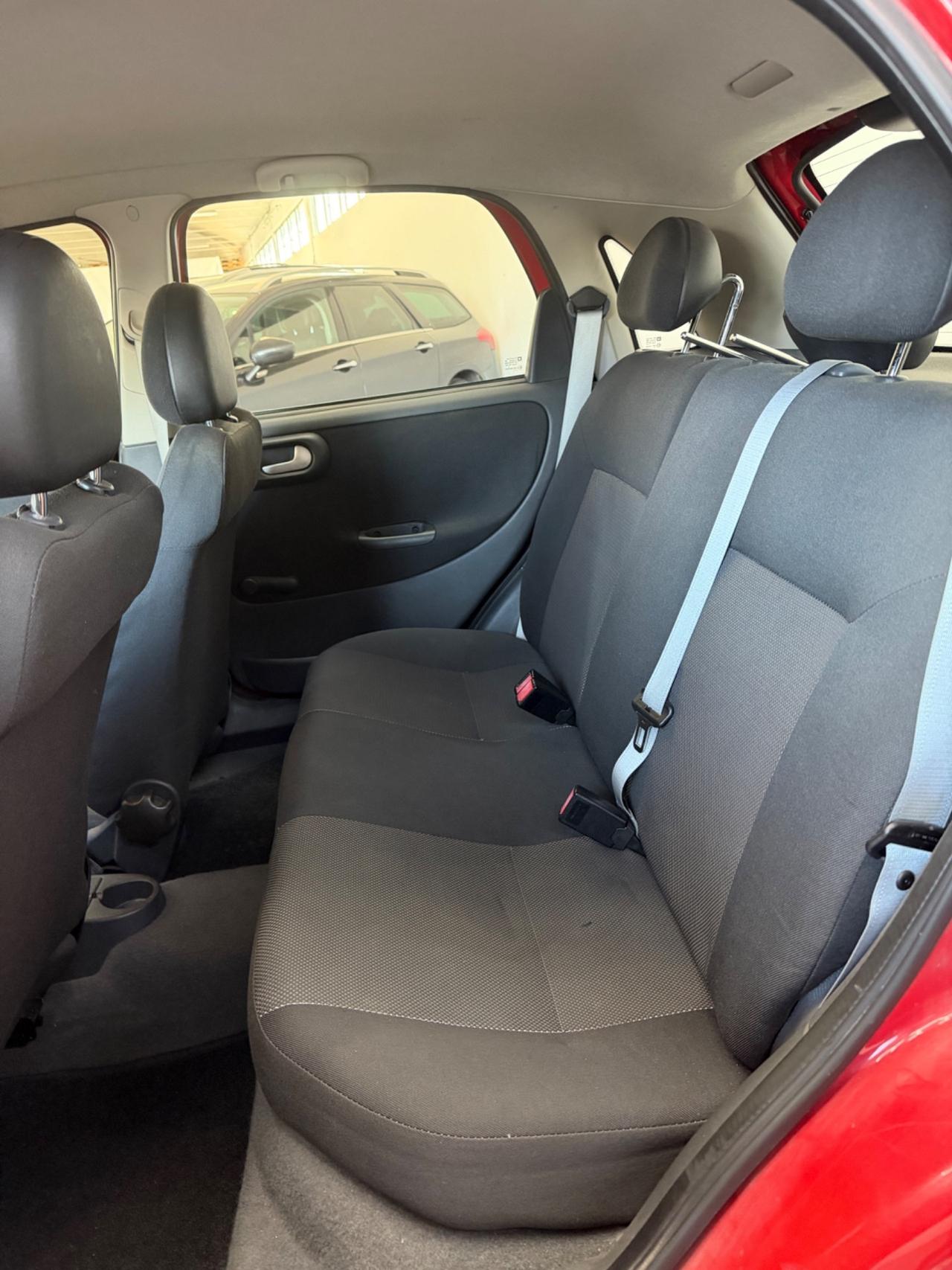 Opel Corsa 1.2 5 porte