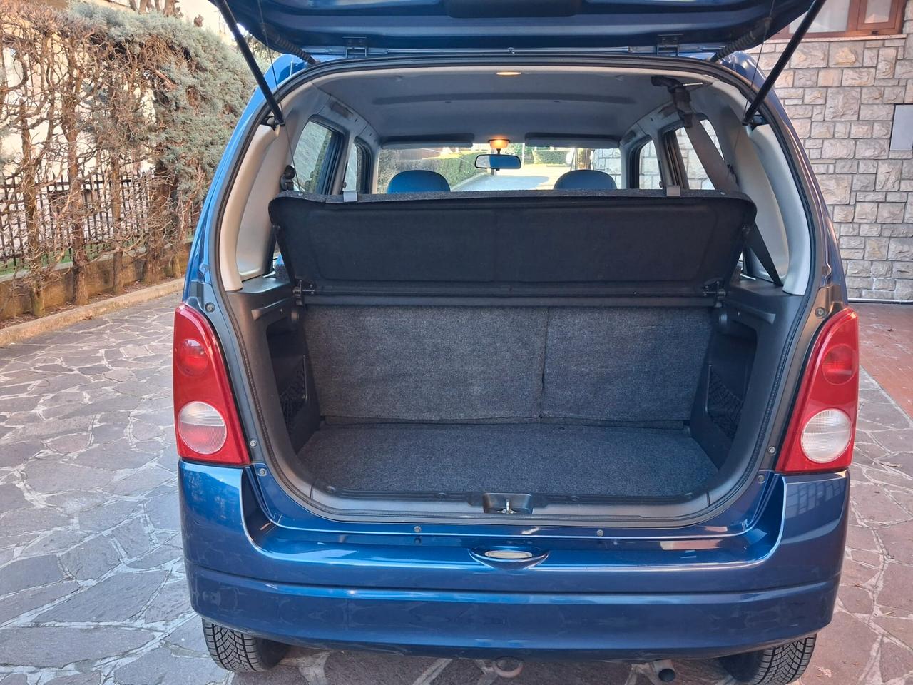 Opel Agila 1.0 12V Club