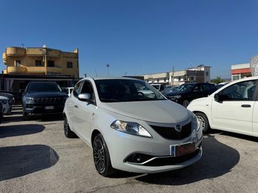 LANCIA Ypsilon 1.2 69 CV 5 porte MYA