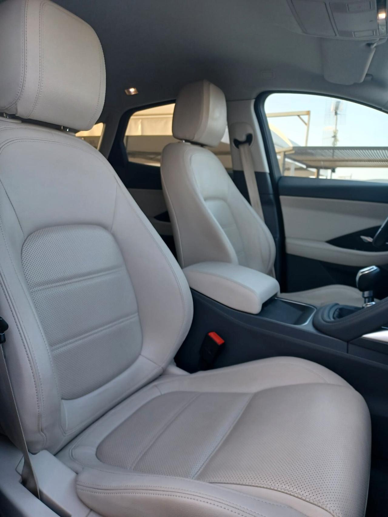 Jaguar E-Pace 2.0D 150 CV R-Dynamic