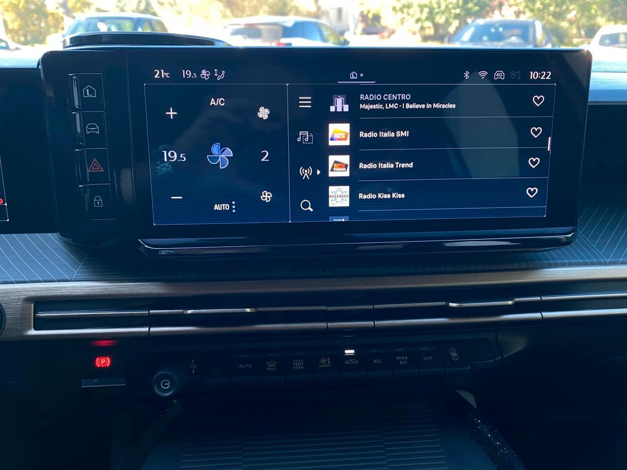 Lancia Ypsilon Hybrid e-DCT