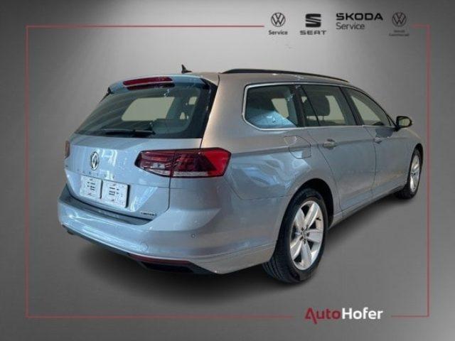 VOLKSWAGEN Passat Variant 2.0 TDI 4MOTION DSG Business Navi ACC DAB+