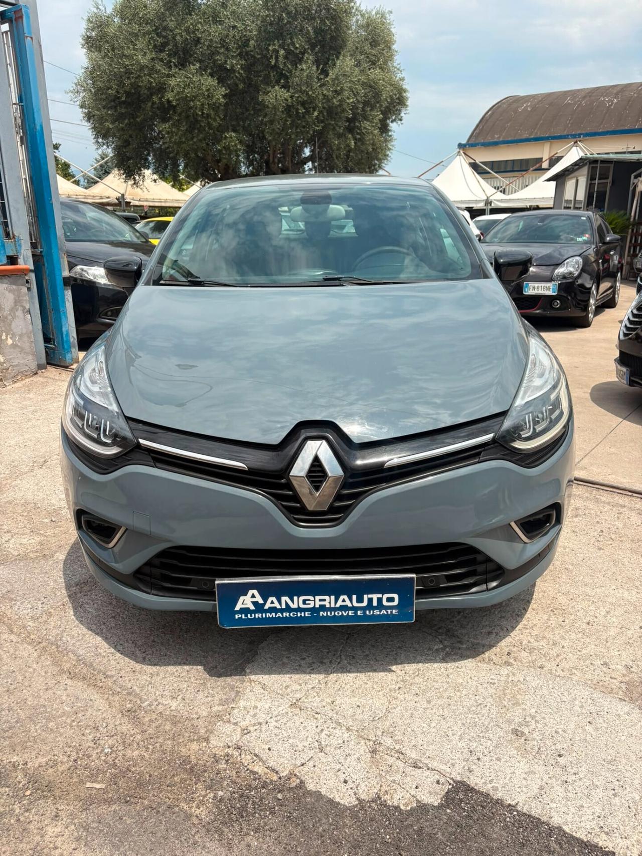 Renault Clio TCe 12V 90 CV GPL 5 porte Moschino Zen