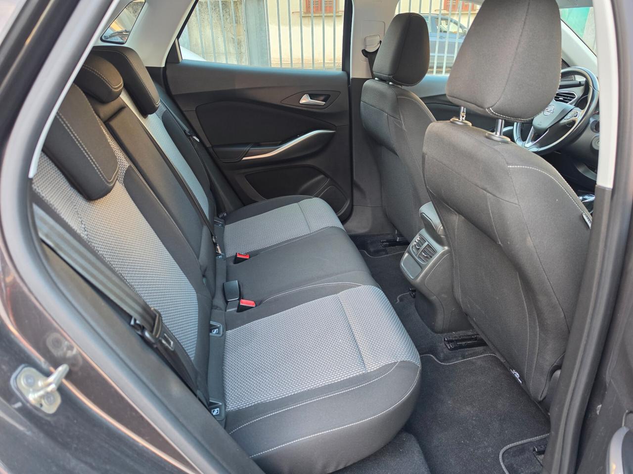 Opel Grandland X 1.5 diesel Ecotec Start&Stop Advance solo km 86450 Gancio Traino estraibile