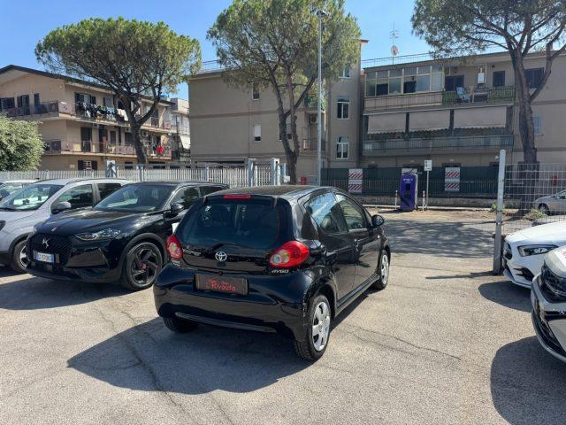 TOYOTA Aygo 1.0 12V VVT-i 5 porte Sol