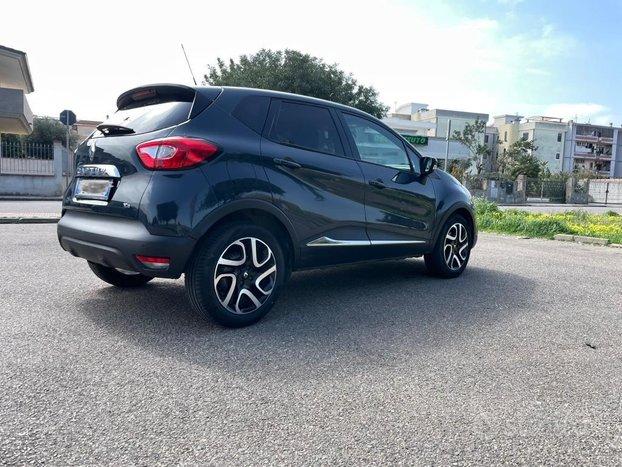 RENAULT Captur 1.2TCE EDC 2016