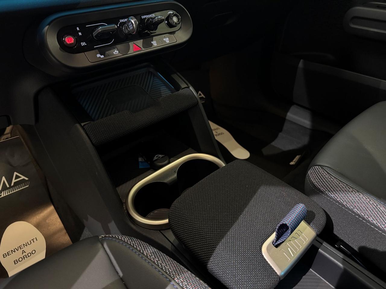 MINI Mini Countryman U25 1.5 48V C Classic auto - PACCHETTO S!