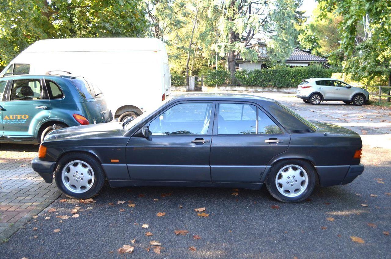 MERCEDES 190 2.0 E