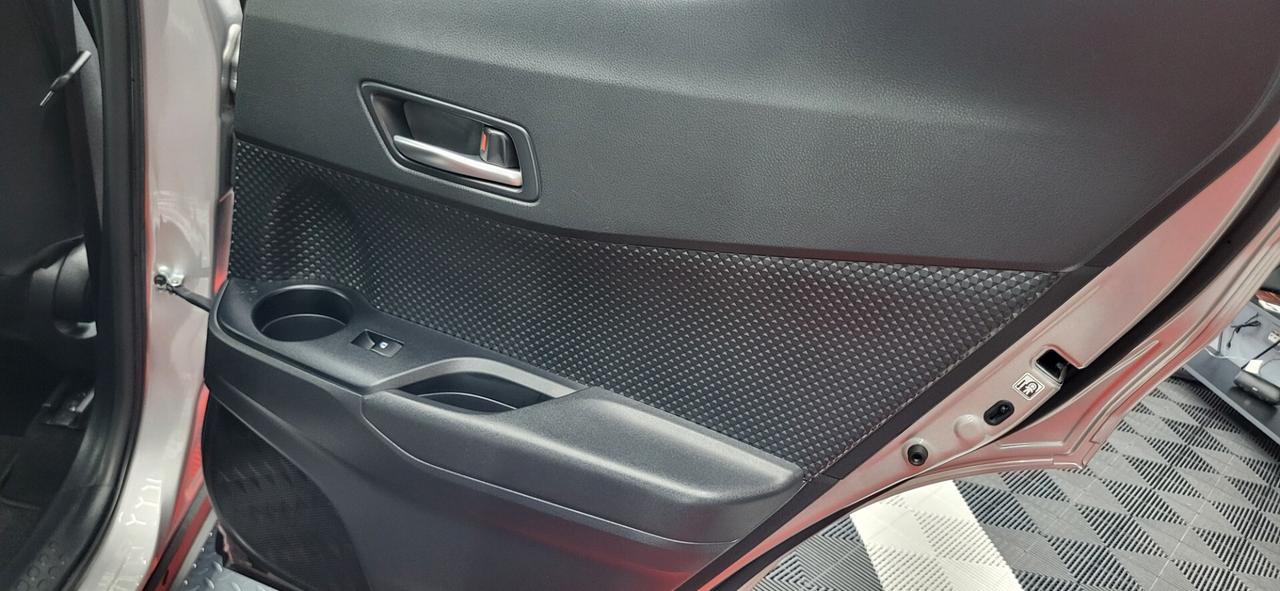 Toyota C-HR 1.8 Hybrid E-CVT Active