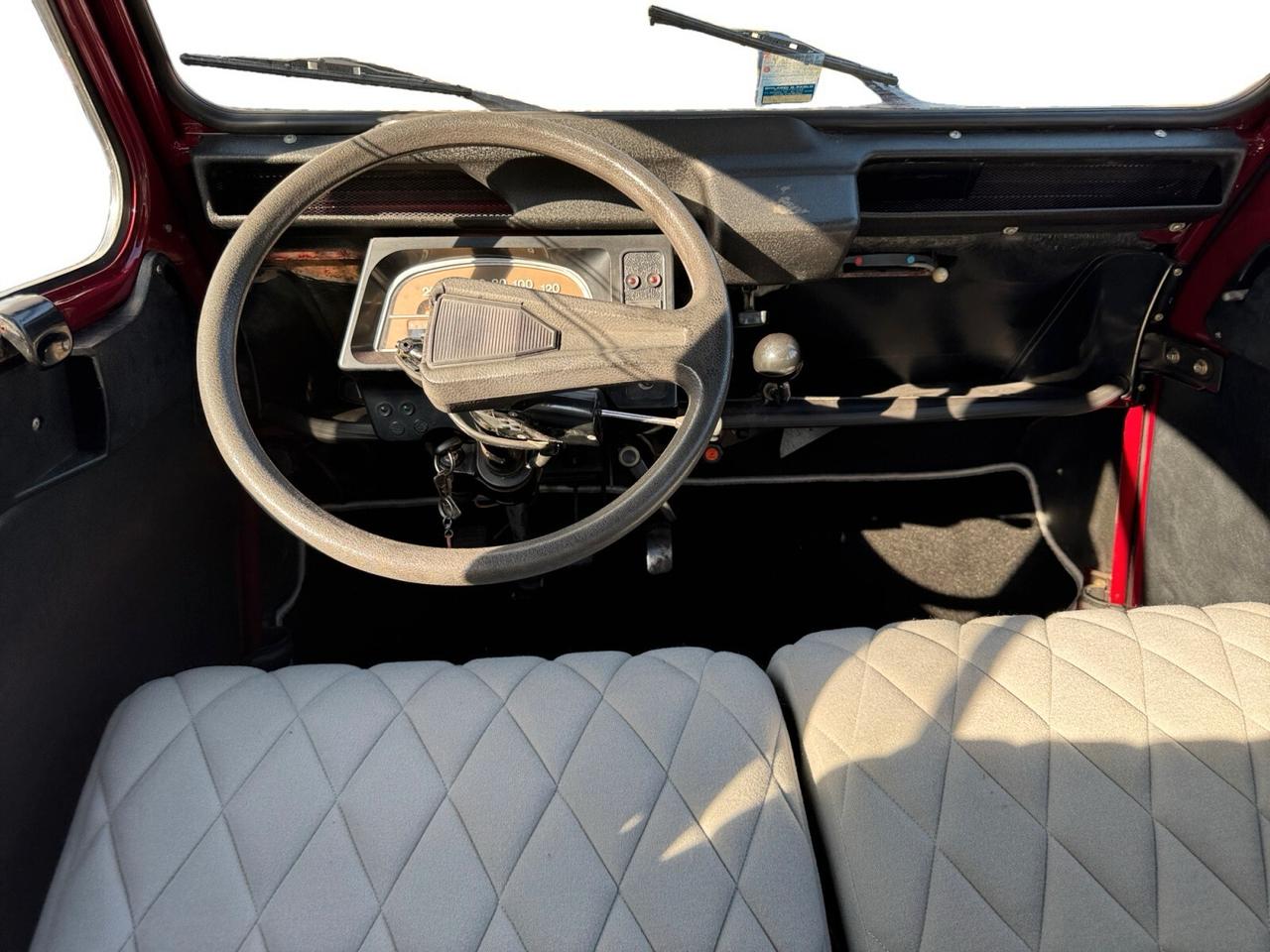 Citroen 2CV 6 Charleston