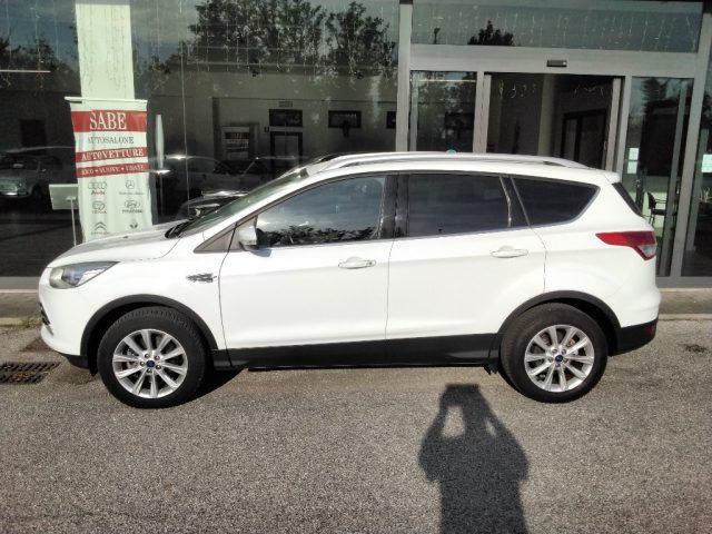 FORD Kuga 2.0 TDCI 150 CV 4WD S&S Titanium Business