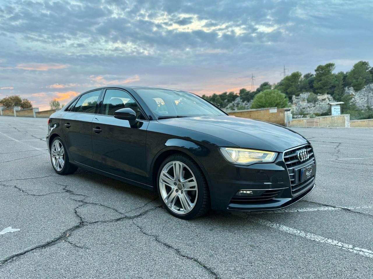Audi A3 SEDAN/2.0 TDI 150CV/CERCHI 18"/LED/NAVI