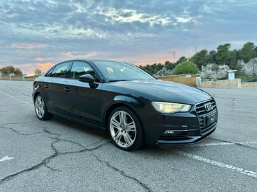 Audi A3 SEDAN/2.0 TDI 150CV/CERCHI 18"/LED/NAVI