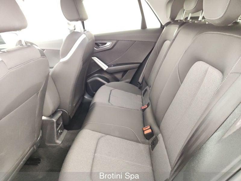 Audi Q2 Q2 30 TDI S tronic Identity Black