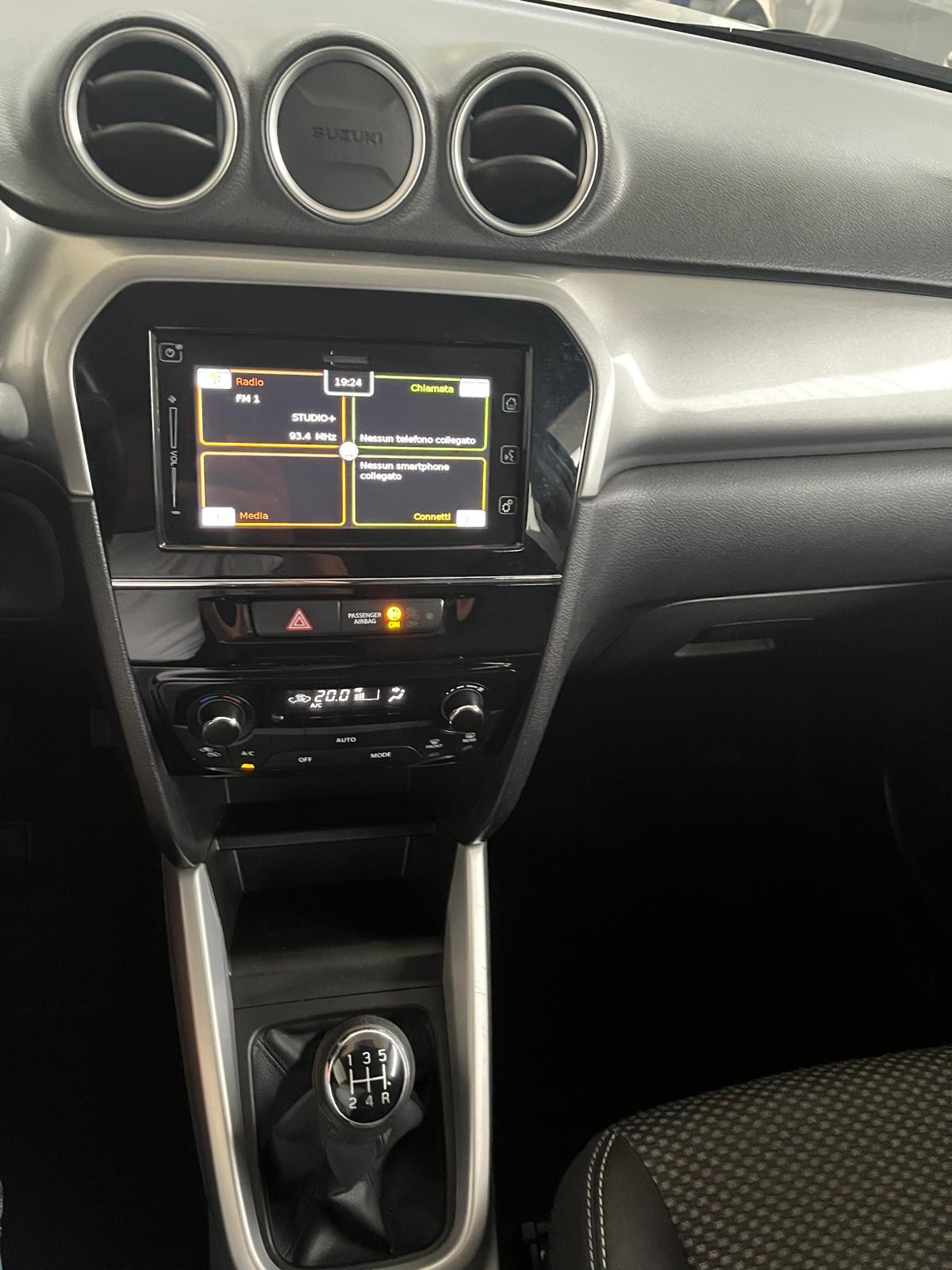 Suzuki Vitara 1.6 VVT A/T V-Top