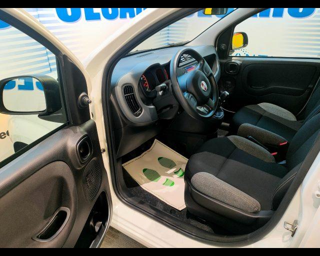FIAT New Panda 1.0 Hybrid 70cv 5 posti