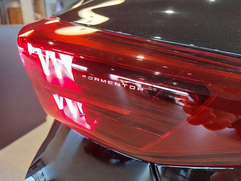 Cupra Formentor 1.5 Plug in Hybrid DSG Dark Night >> KM ZERO 2026