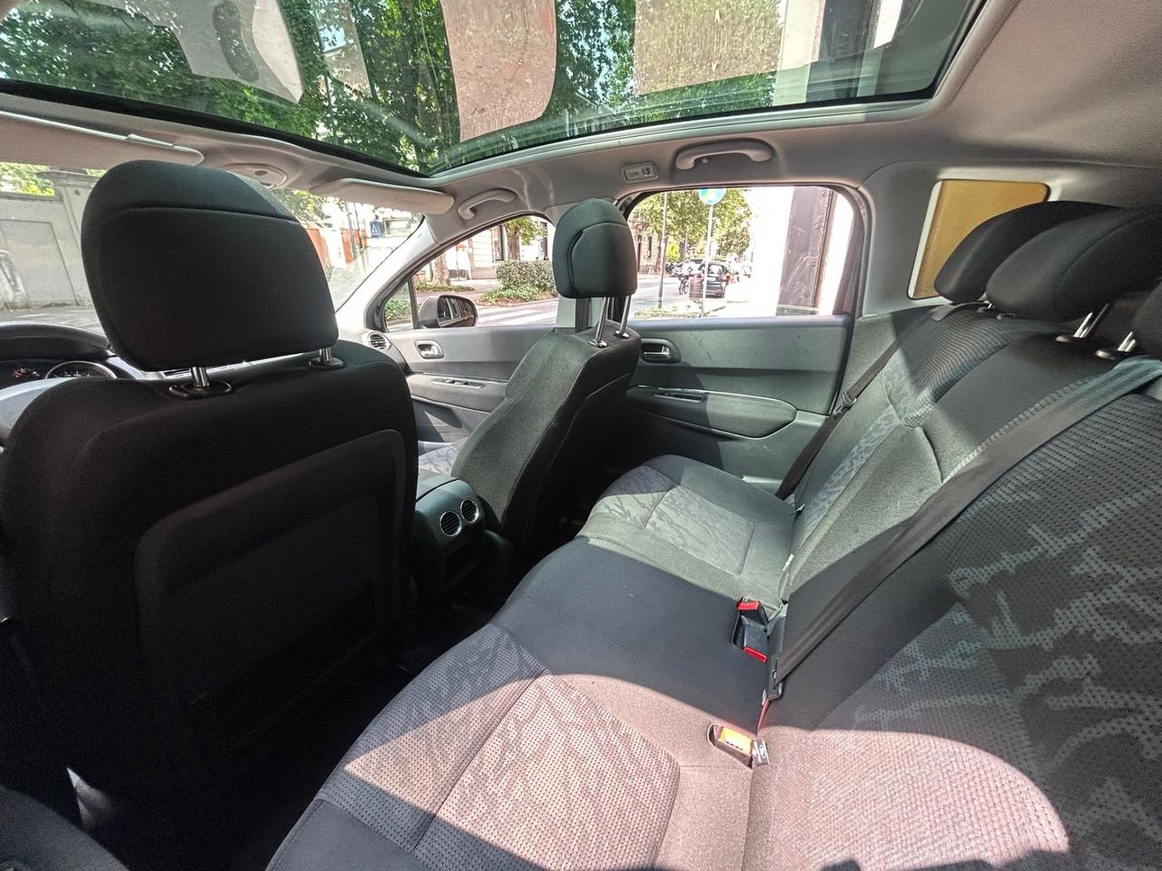 Peugeot 3008 1.6 VTi 120CV Access