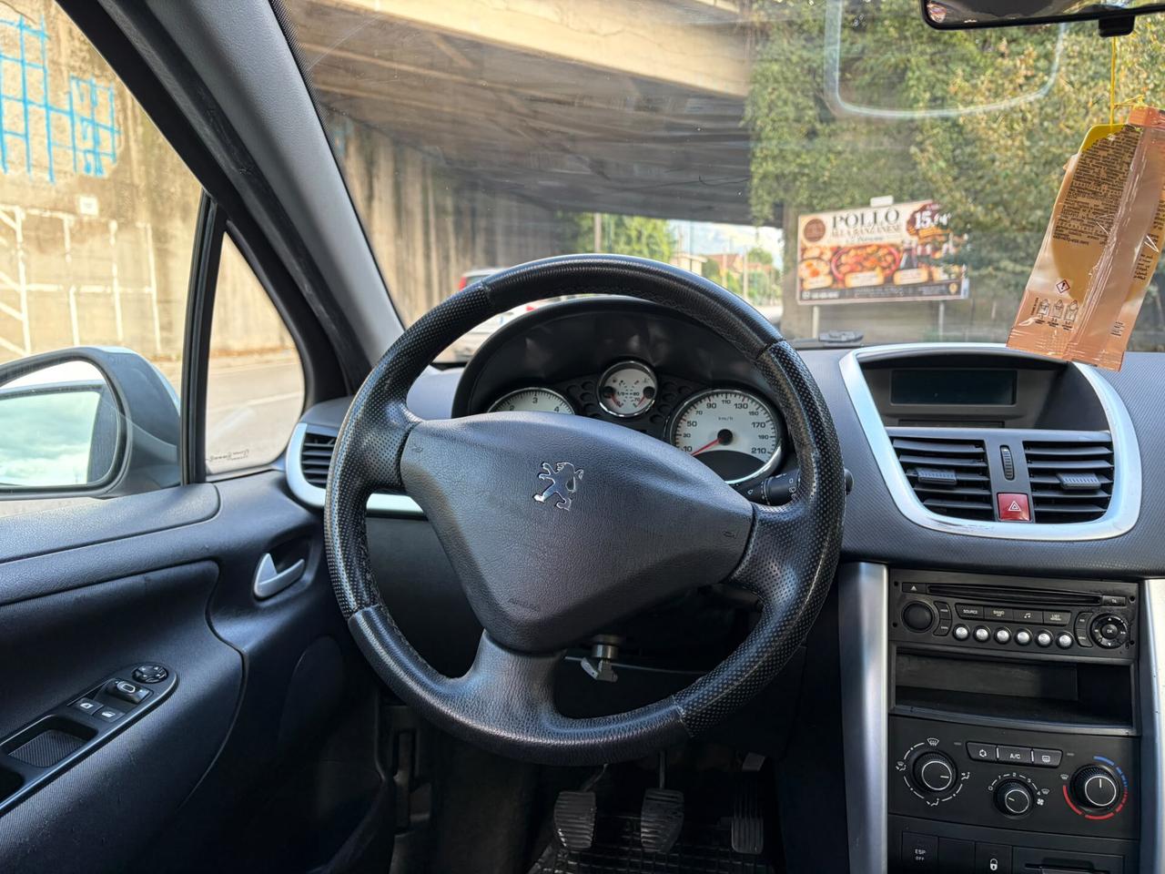 Peugeot 207 1.4 HDi 70CV 5p. Energie