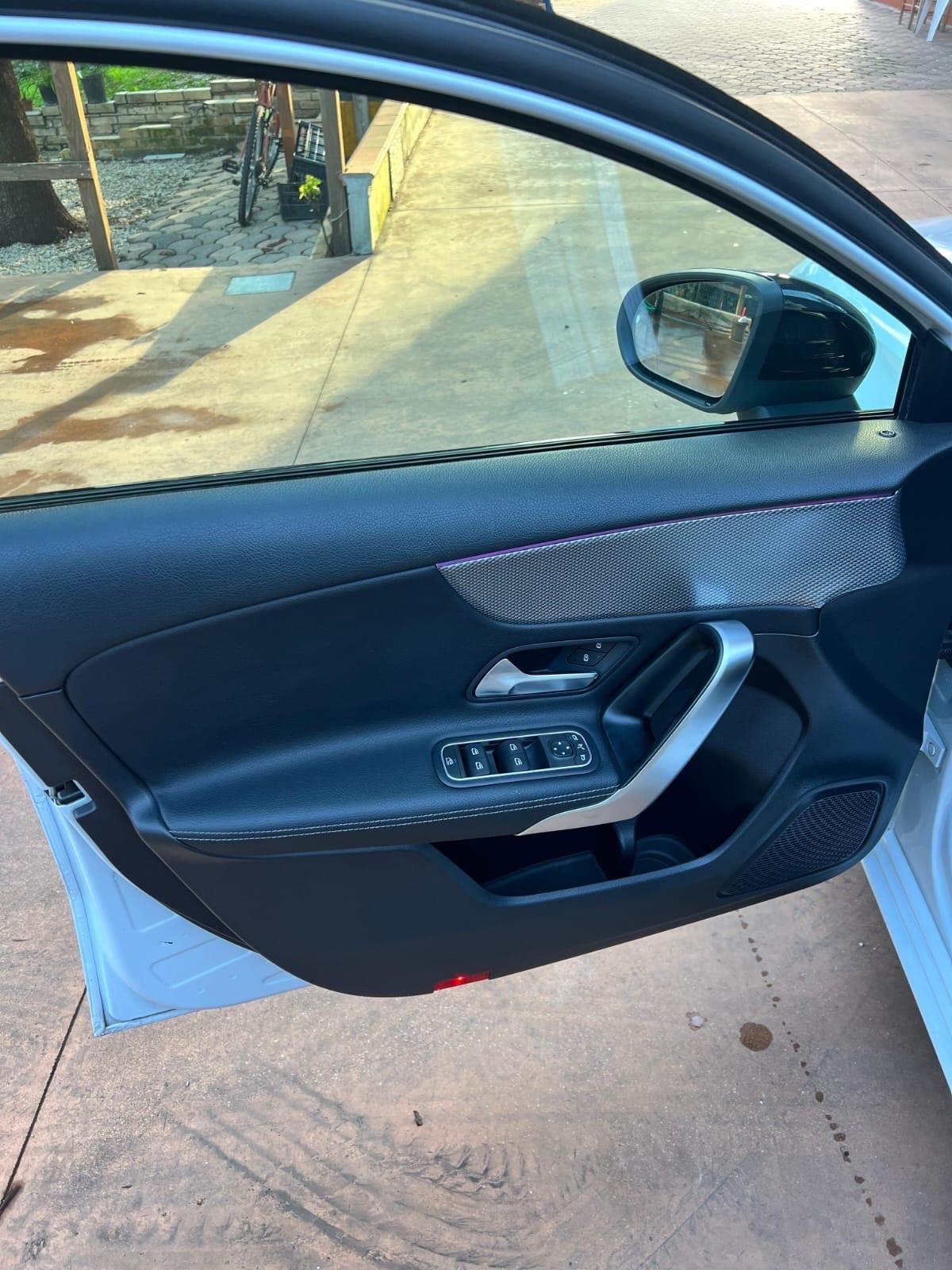 Mercedes-benz A 180 d Automatic Premium