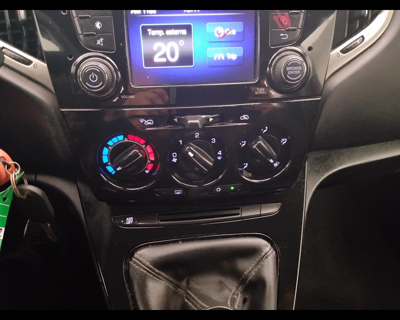 LANCIA Ypsilon III 2015 - Ypsilon 1.2 Gold s&s 69cv my19