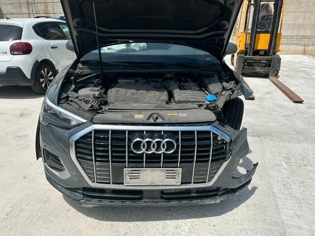 Audi Q3 35 TDI S tronic Business Advanced sinistrata incidentata